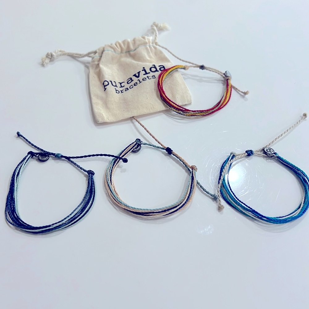 Set of 4 Puravida bracelets